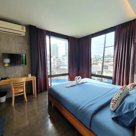 Baan Wualamphong บ้านวัวลำพอง Bangkok Kültér fotó