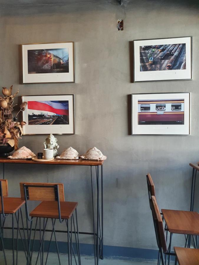 Baan Wualamphong บ้านวัวลำพอง Bangkok Kültér fotó