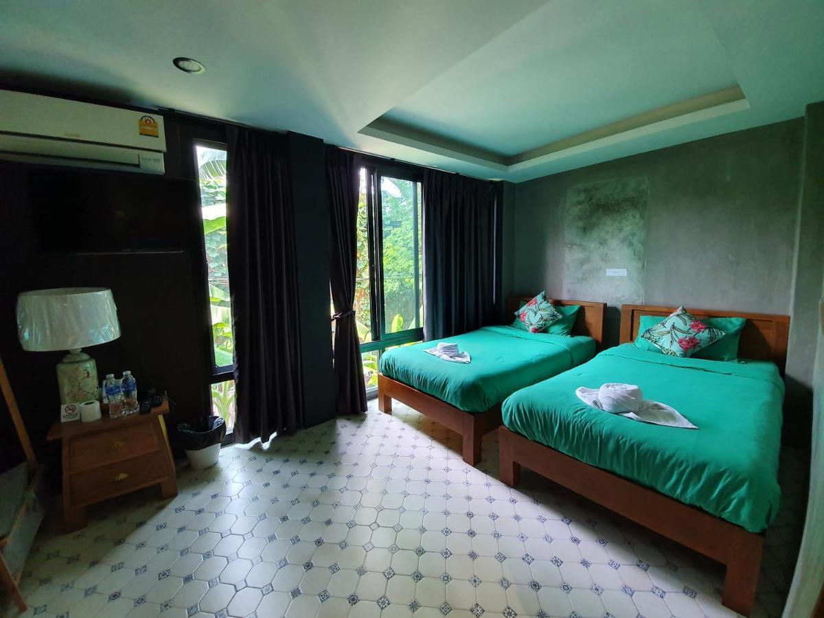 Baan Wualamphong บ้านวัวลำพอง Bangkok Kültér fotó